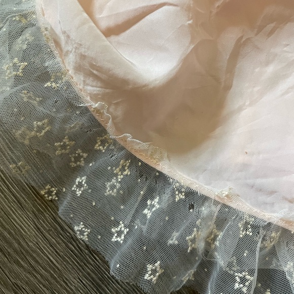 Vintage 1940’s-1950’s Dainty Maid Sheer & Light Pink Star Print Slip Night Gown - Picture 17 of 17